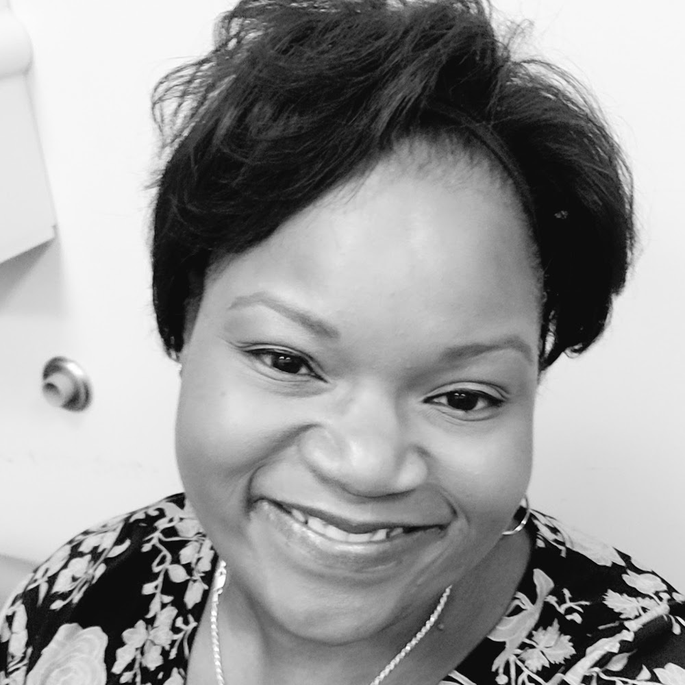 Meet your Posher, Lacea